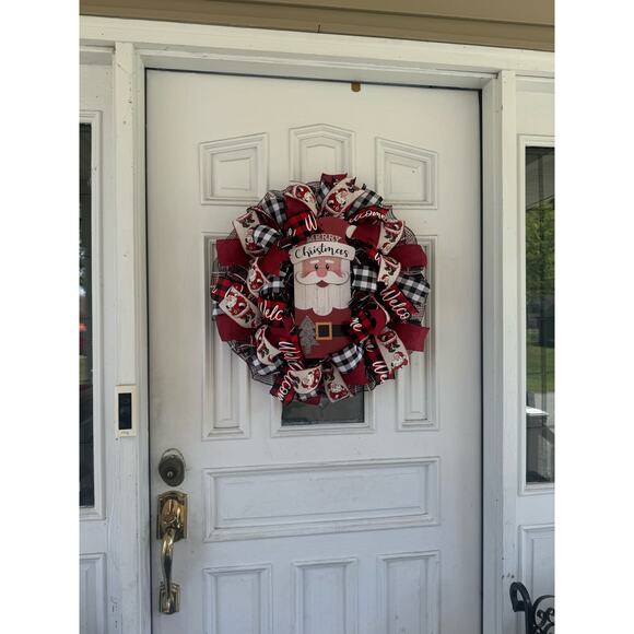 Santa-Themed Christmas Wreath with Buffalo Plaid and ‘Merry Christmas’ Sign - Picture 8 of 8
